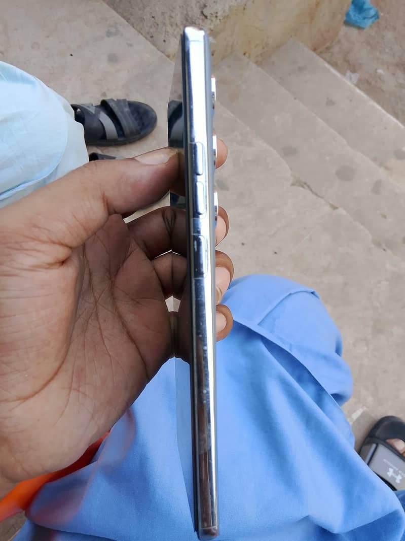 Tecno CAMON 40 4