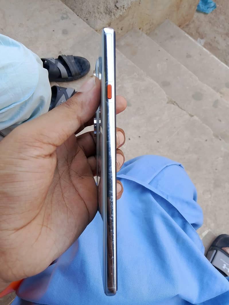 Tecno CAMON 40 5