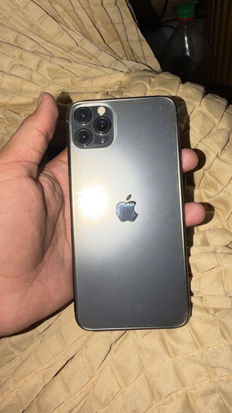 Apple iPhone 11 Pro Max 0
