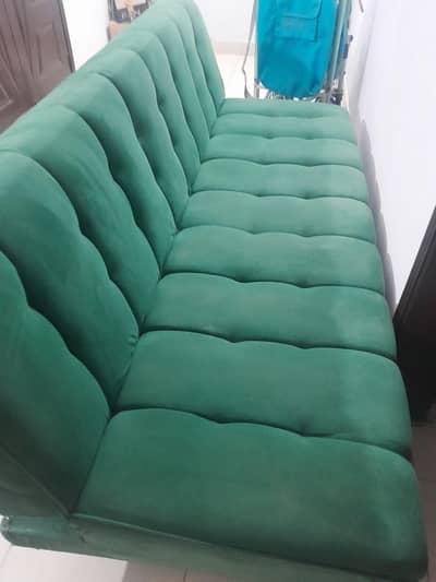 Sofa cumbed