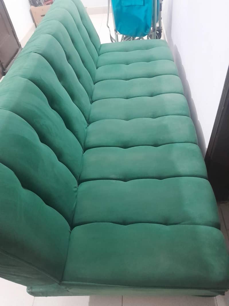 Sofa cumbed 1