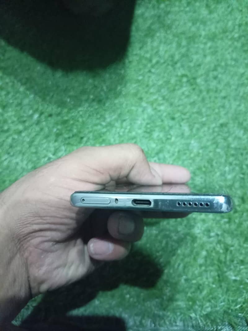Tecno CAMON 40 Pro 1