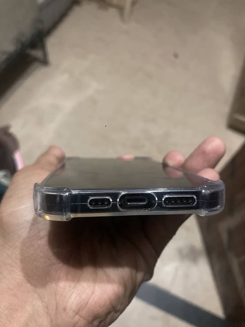 Apple iPhone 13 Pro 0