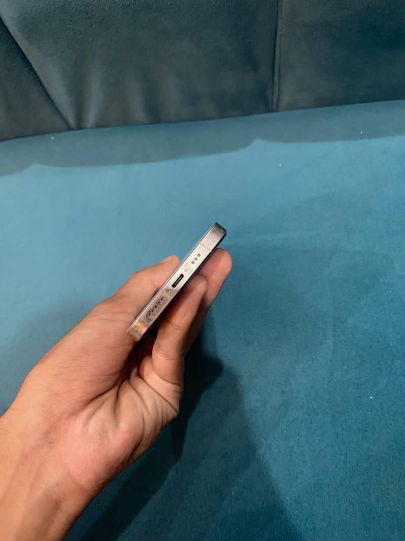 Apple iPhone 12 Pro 9