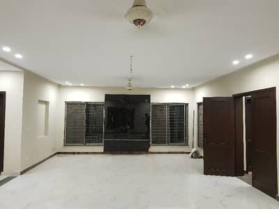 AHMED ASSOCIATES OFFERS 20 MARLA FULL HOUSE FOR RENT IN ABDALIAN HOUSING SOCIETY NEAR TO PCSIR PHASE 2 LAHORE