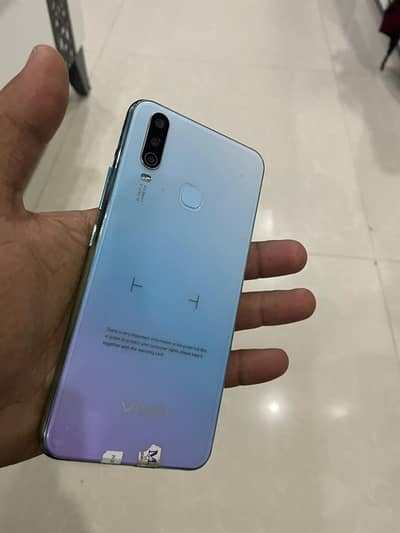 Vivo Y17