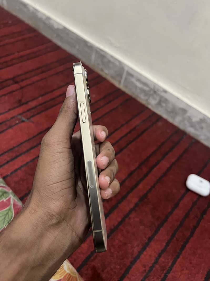 iphone 13 pro max 3