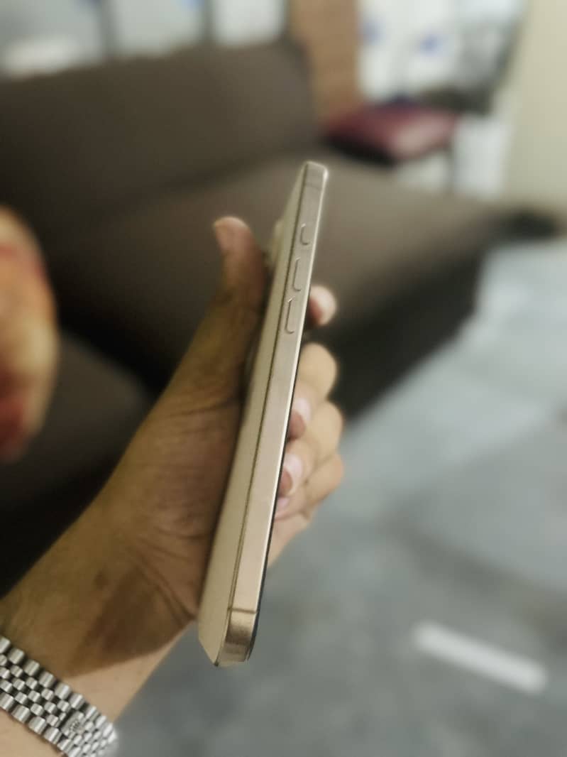 Iphone 16 pro max Jv 3