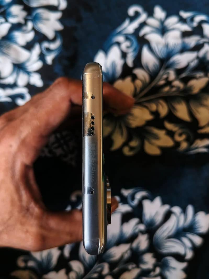 Tecno CAMON 40 Pro 2