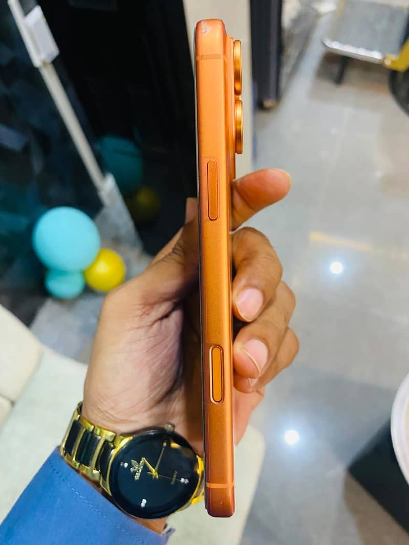 Apple iPhone 17 Pro Max 3