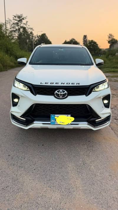 Toyota Fortuner Legender 2022