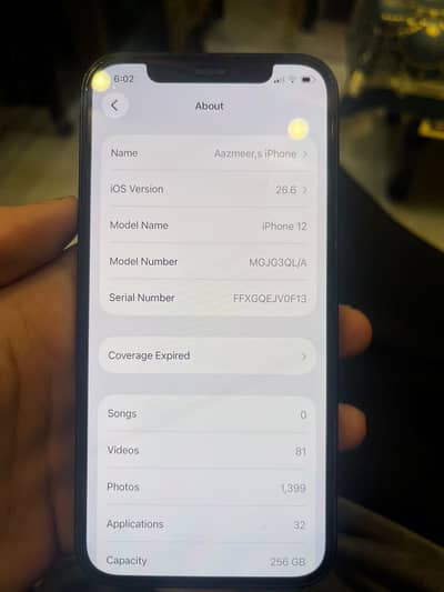 Apple iPhone 12