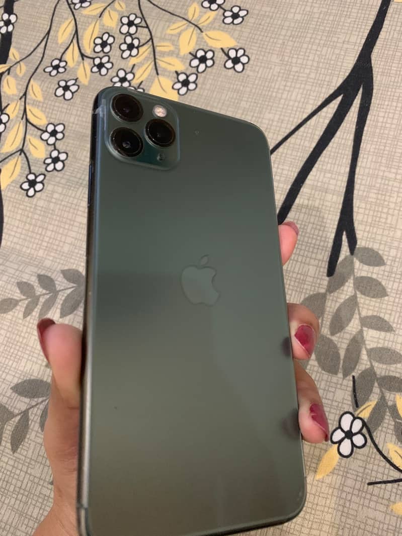 Apple iPhone 11 Pro Max 1