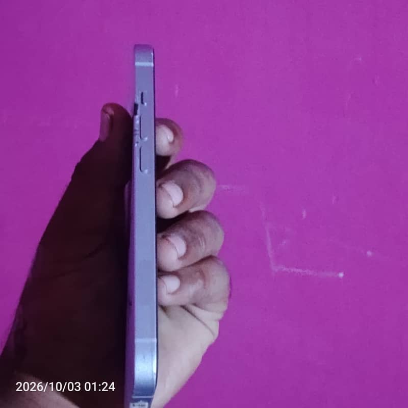 Apple iPhone 14 6