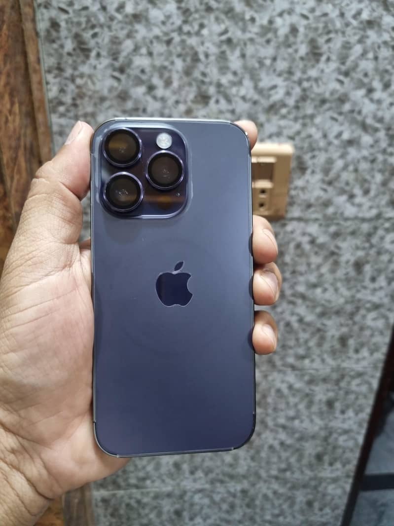 Apple iPhone 14 Pro 3