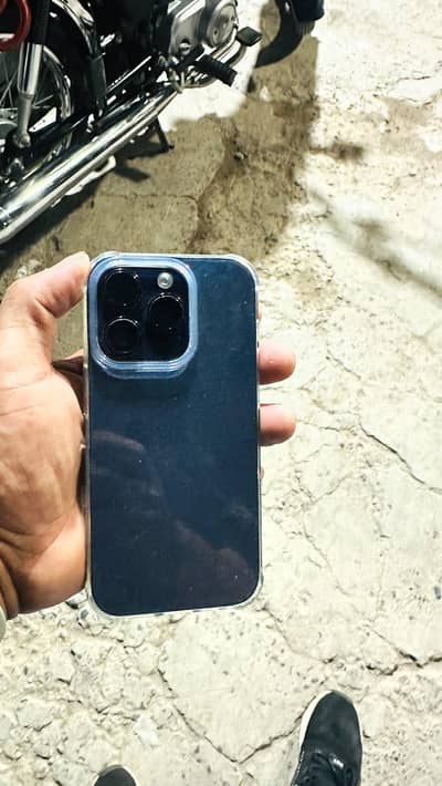 Iphone 14  pro icloud lock