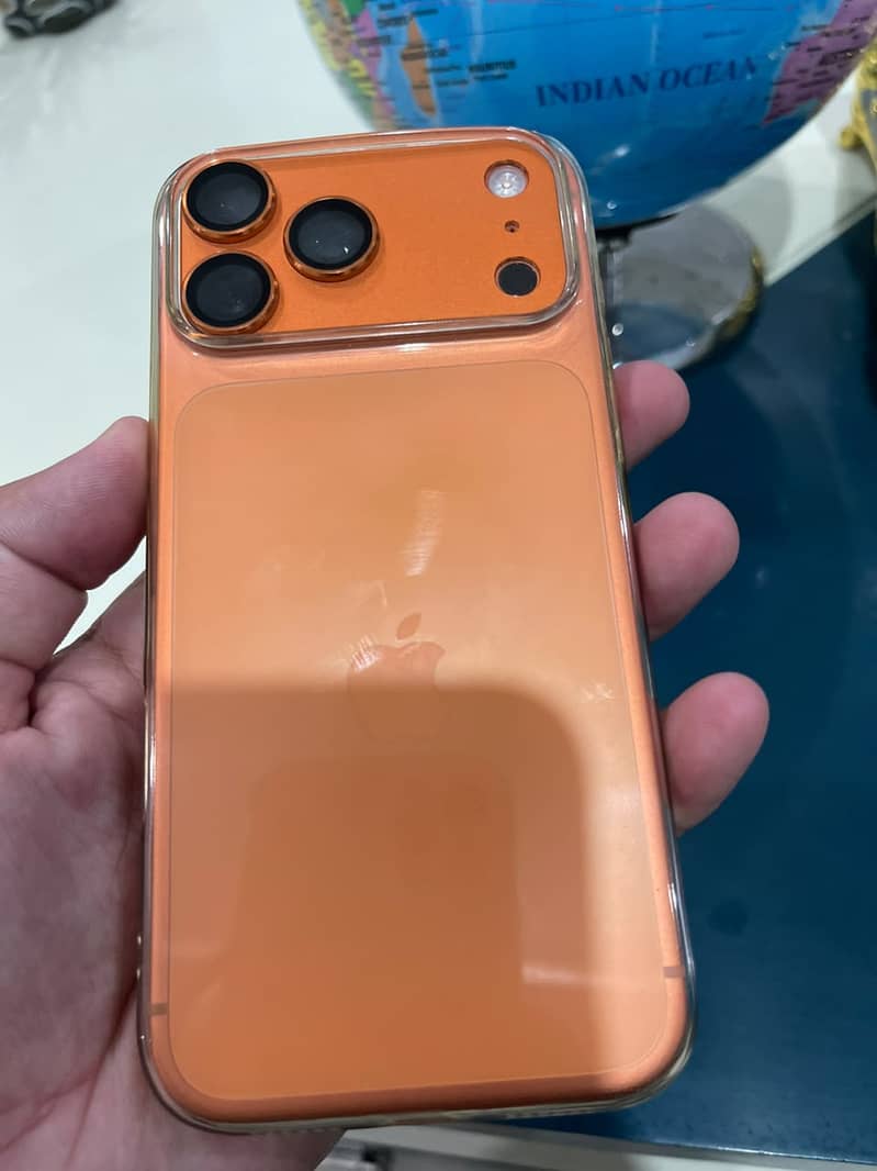 Apple iPhone 17 Pro Max 0