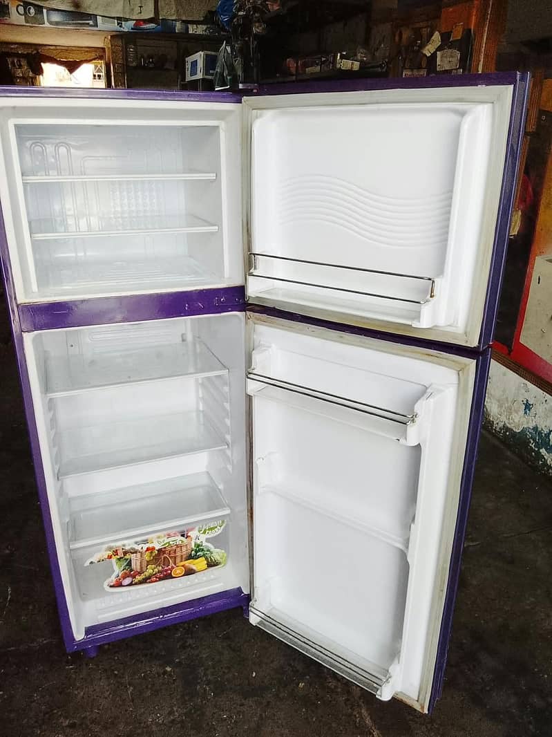 waves Small size fridge 5