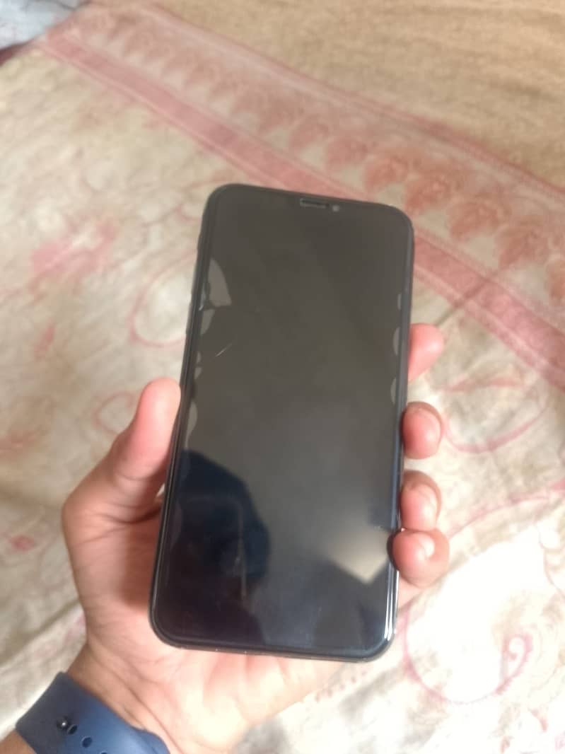 Apple iPhone X 3