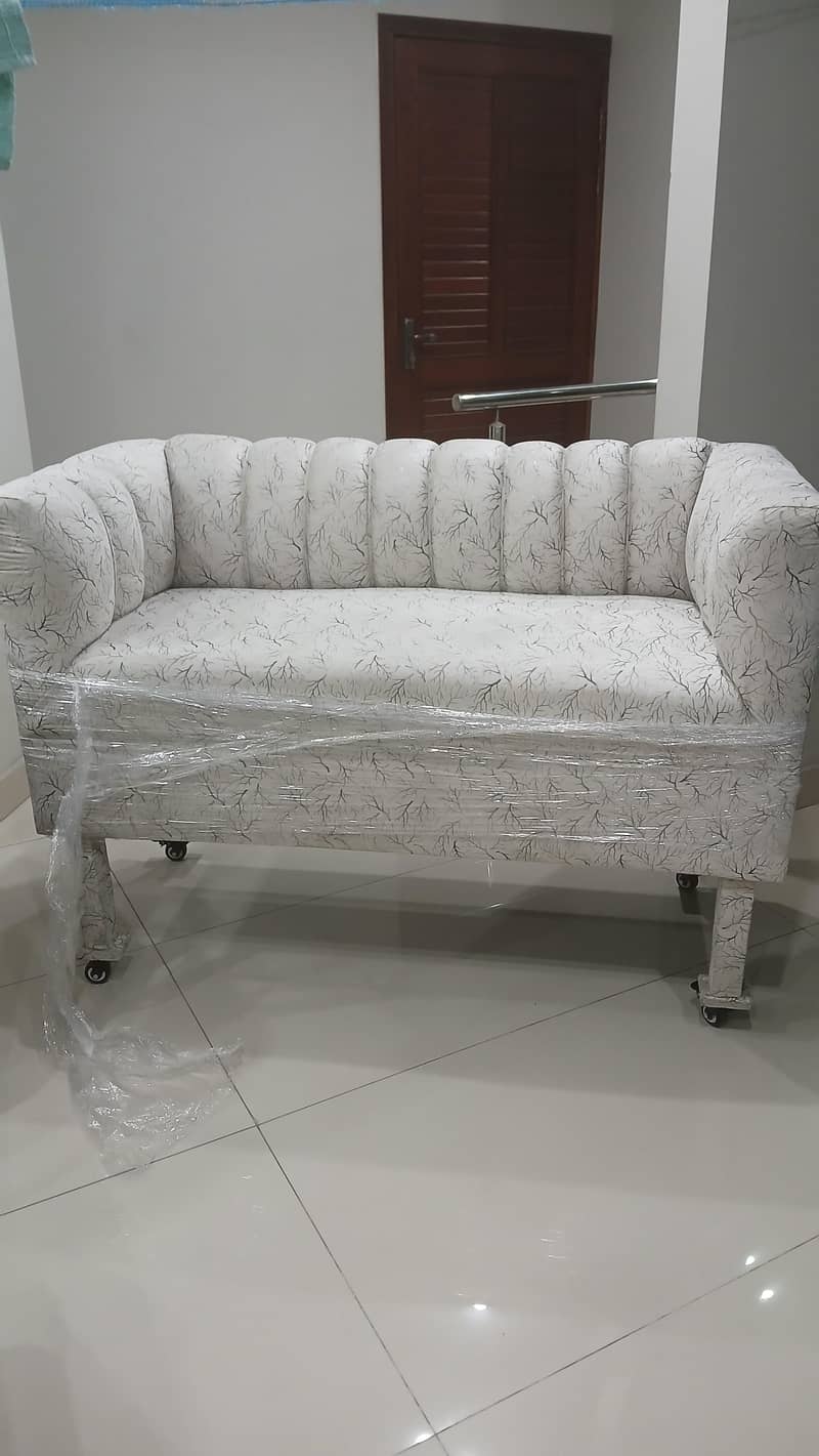 2 seater sofa 0