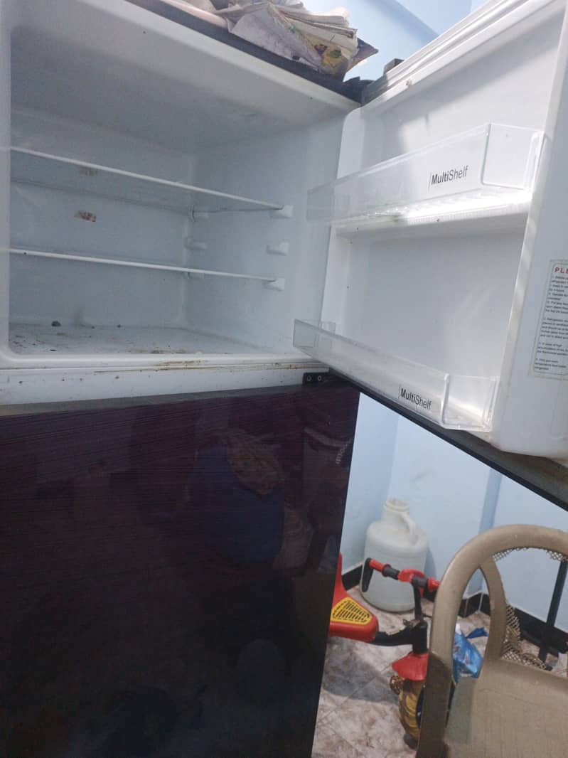 Dawlance full 10/10 condition 6