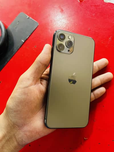 iPhone 11 Pro factory unlock