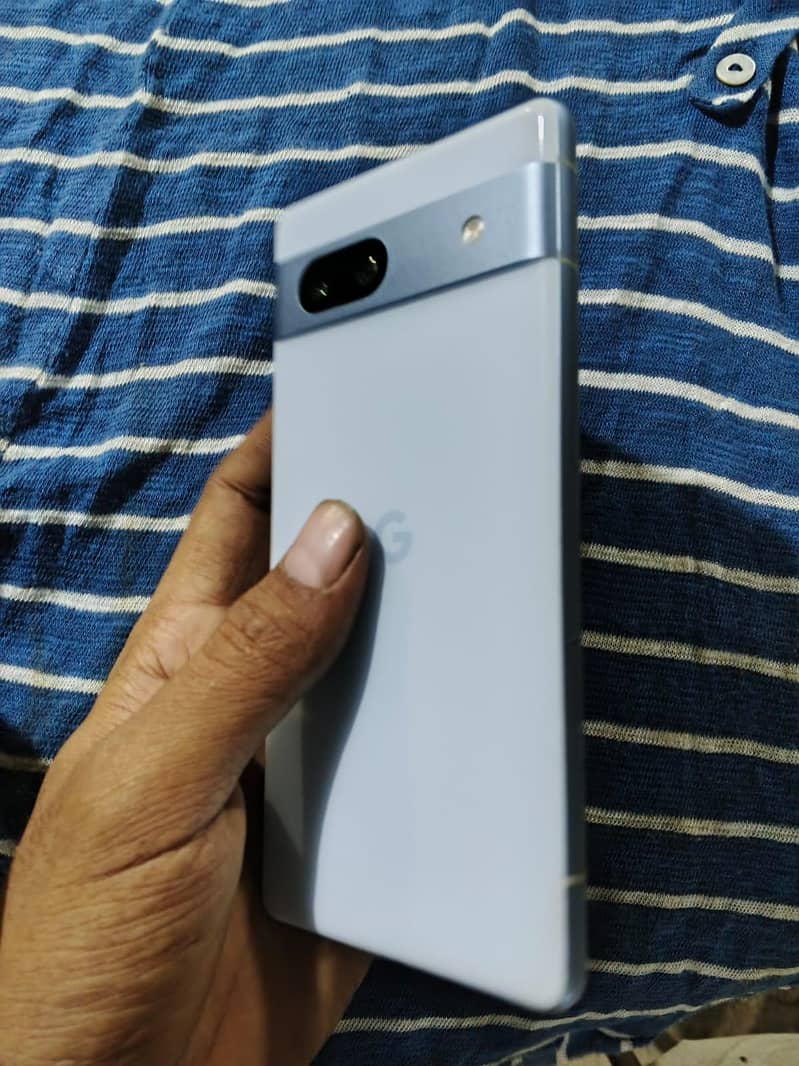 Google Pixel 7a 2