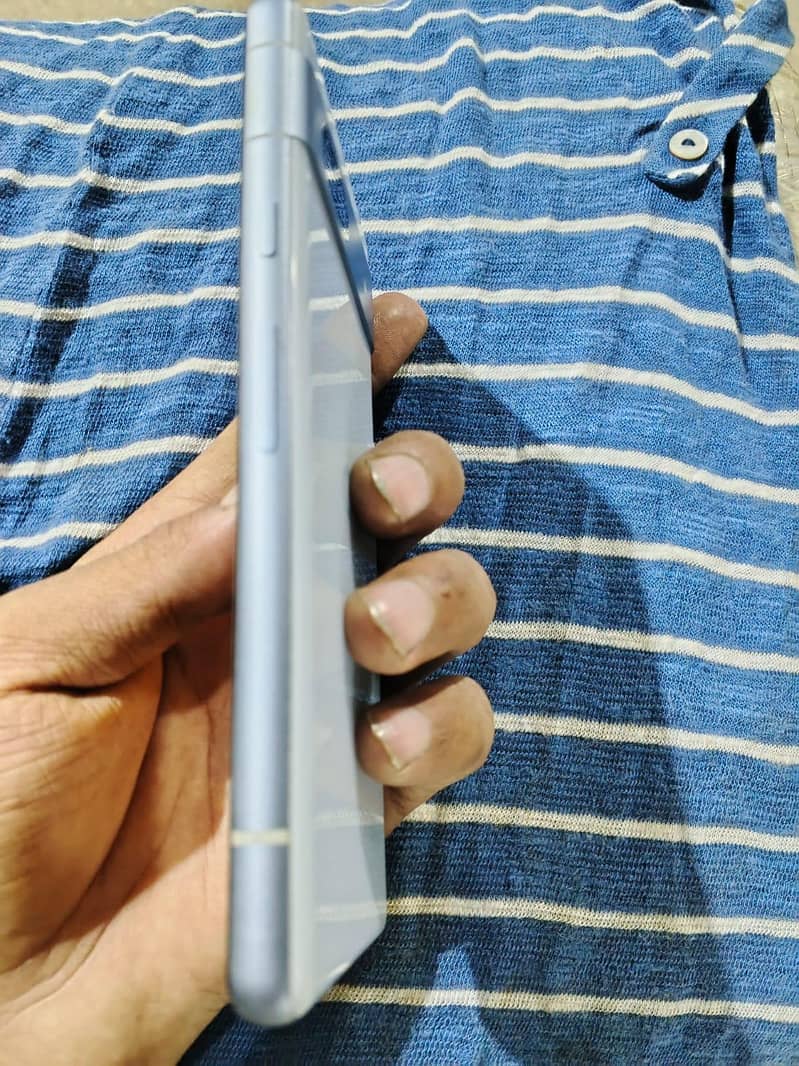 Google Pixel 7a 9