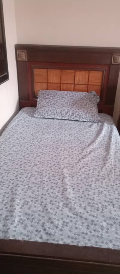 2 single bed for sale good condition and good price