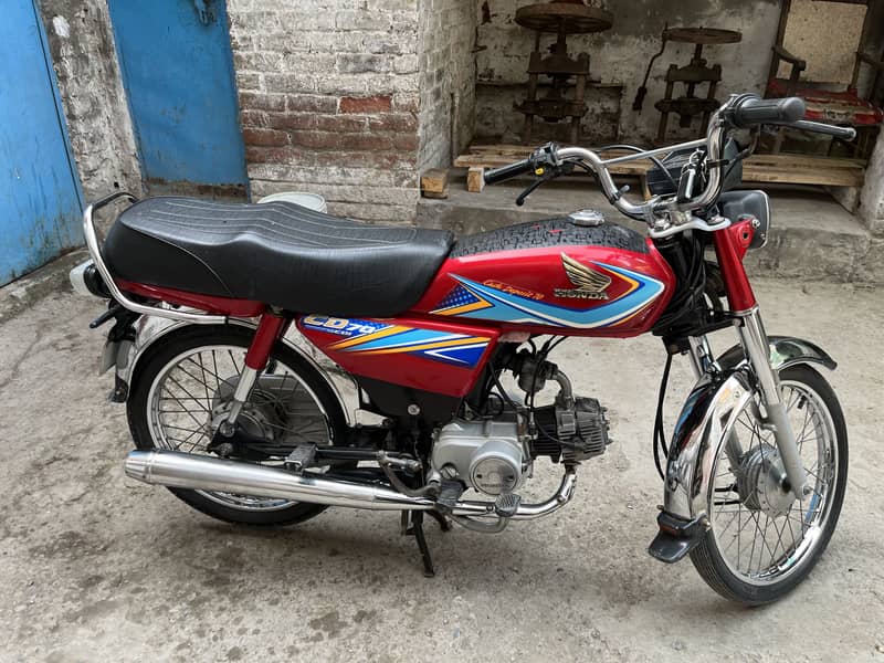 Cd 70 sant nagar 3