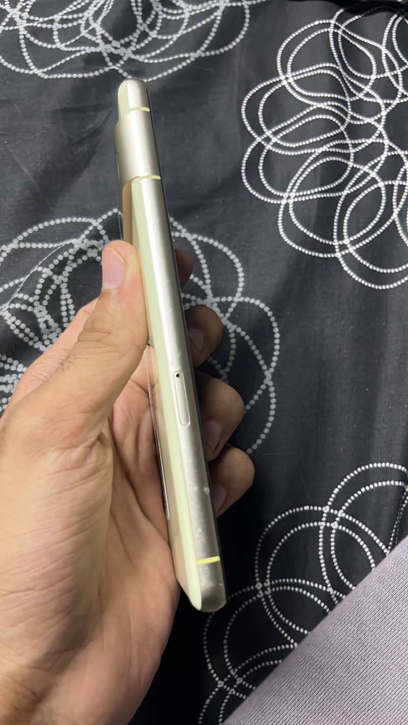 Google Pixel 7 5