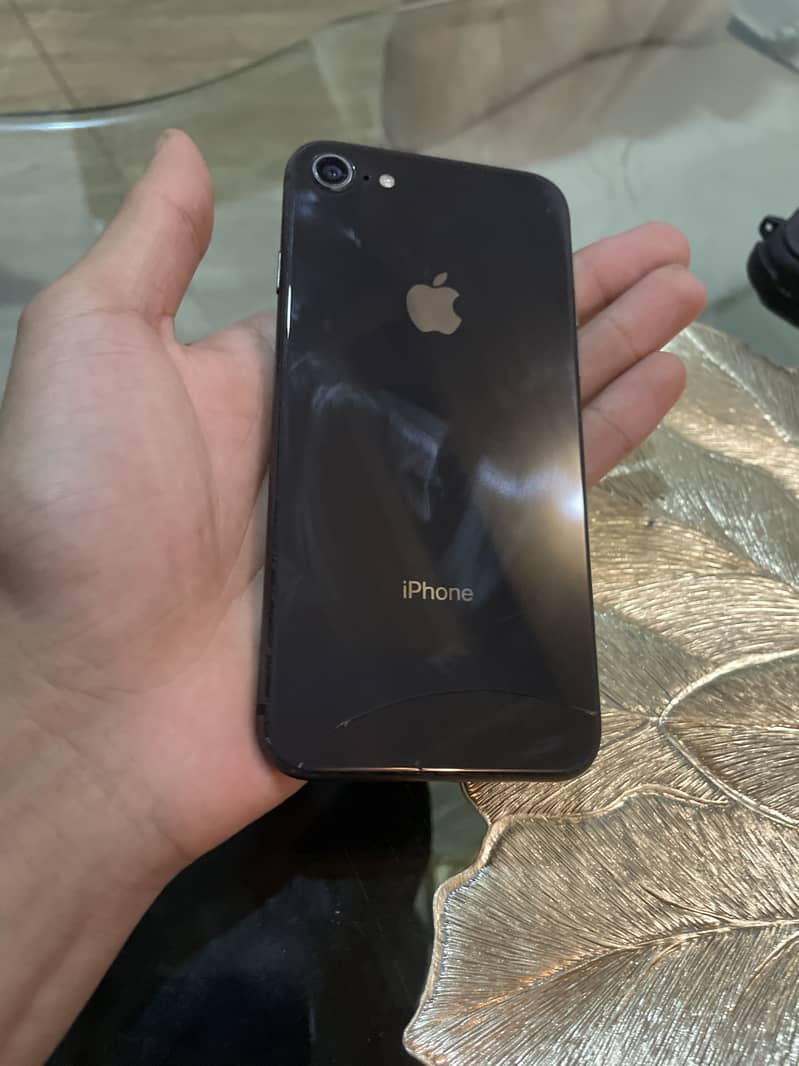 Apple iPhone 8 0