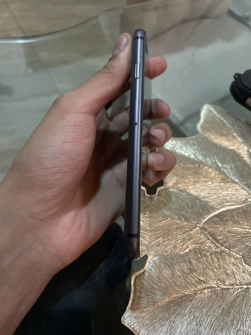 Apple iPhone 8 2
