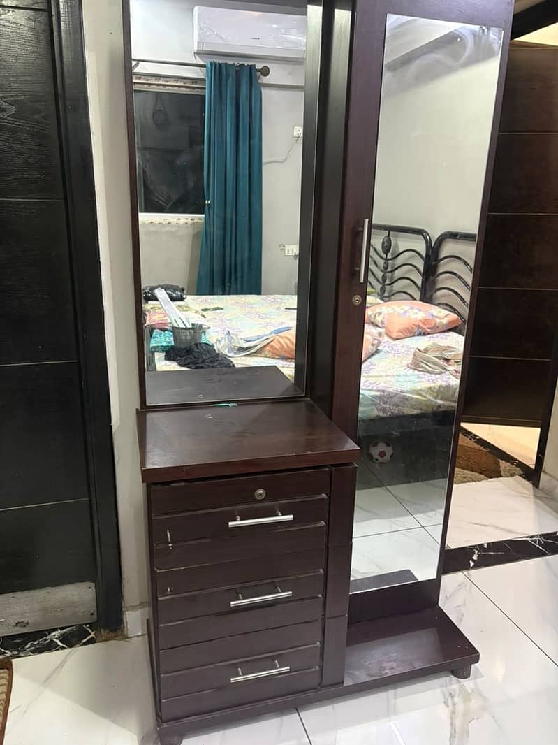 Dressing table 2