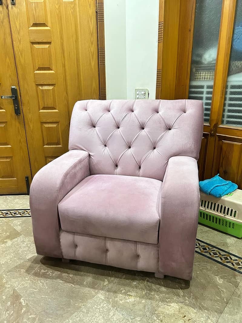 Sofa set with table 1