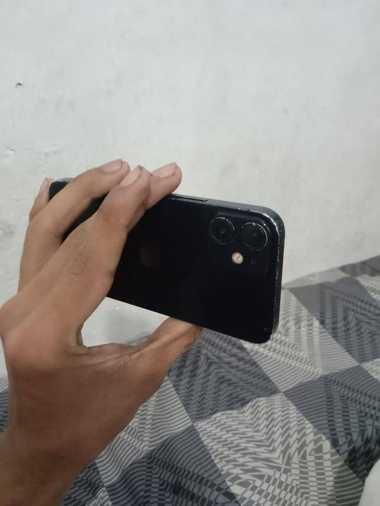 Apple iPhone 12 mini 1