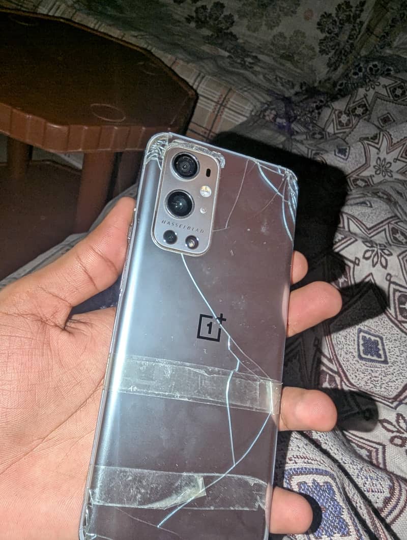 One Plus 9 Pro 8 128 2