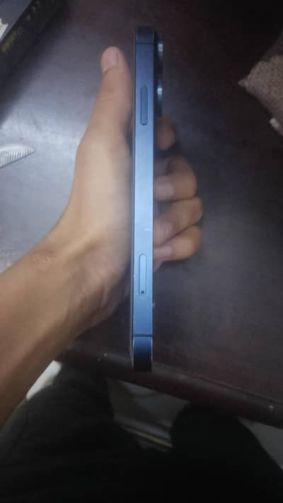 iPhone XR converted into 17 pro t