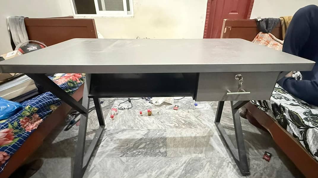 study table and chair 4