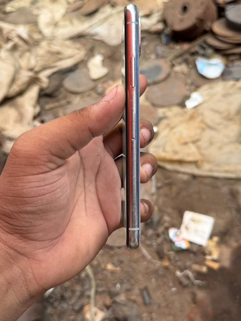Apple iPhone X 2