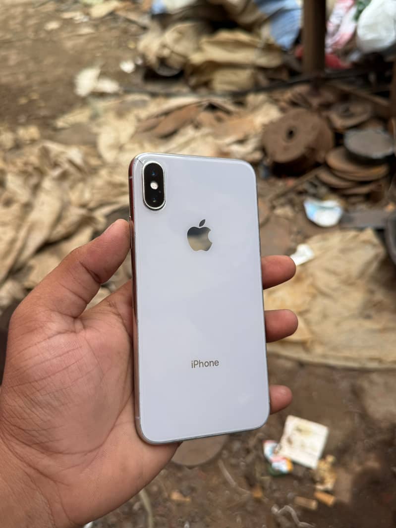 Apple iPhone X 5