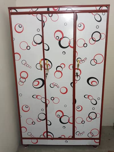 Beautiful Wood 3 Door Wardrobe