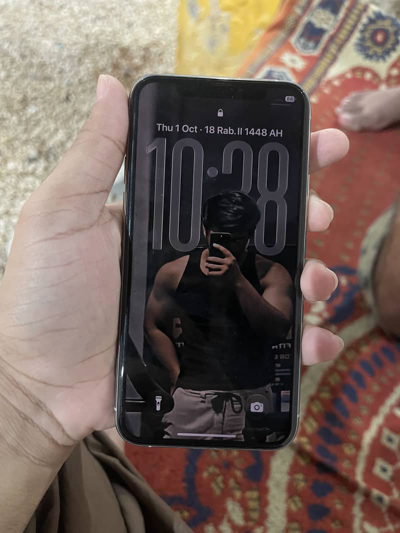 Apple iPhone 11 Pro 2