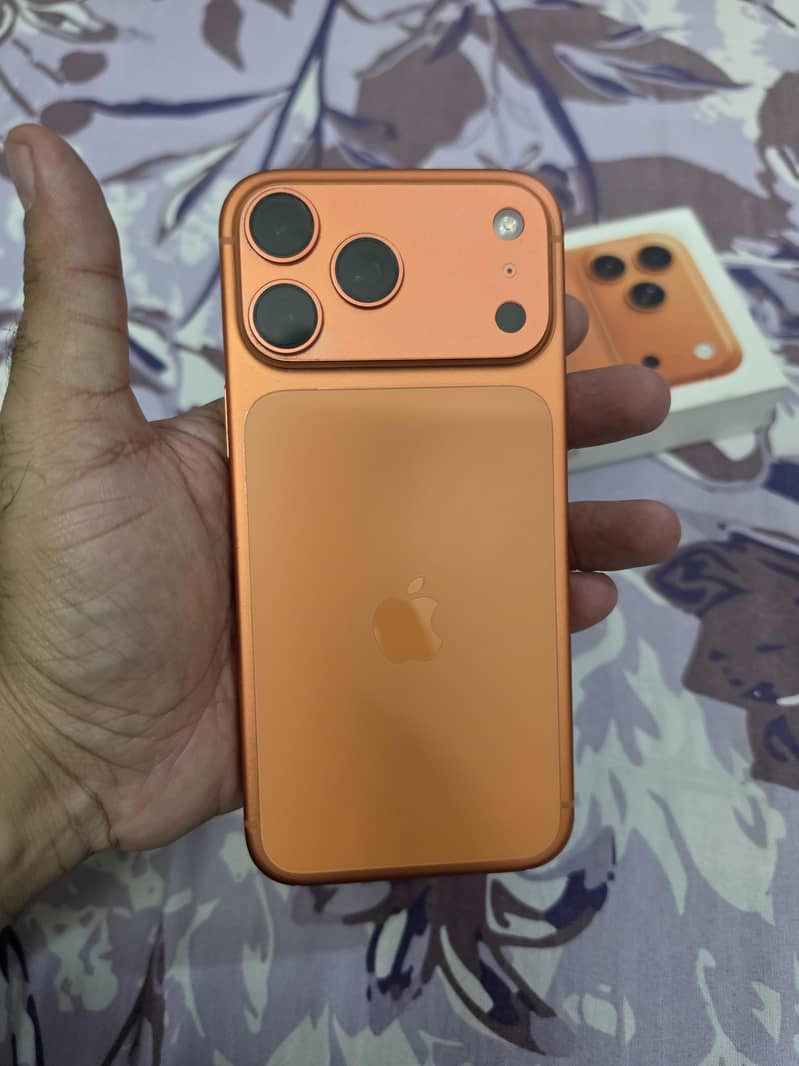 Apple iPhone 17 Pro Max 7