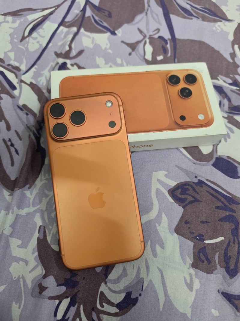 Apple iPhone 17 Pro Max 10