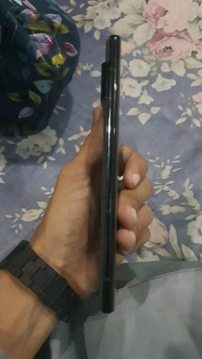 Google Pixel 6 Pro 2