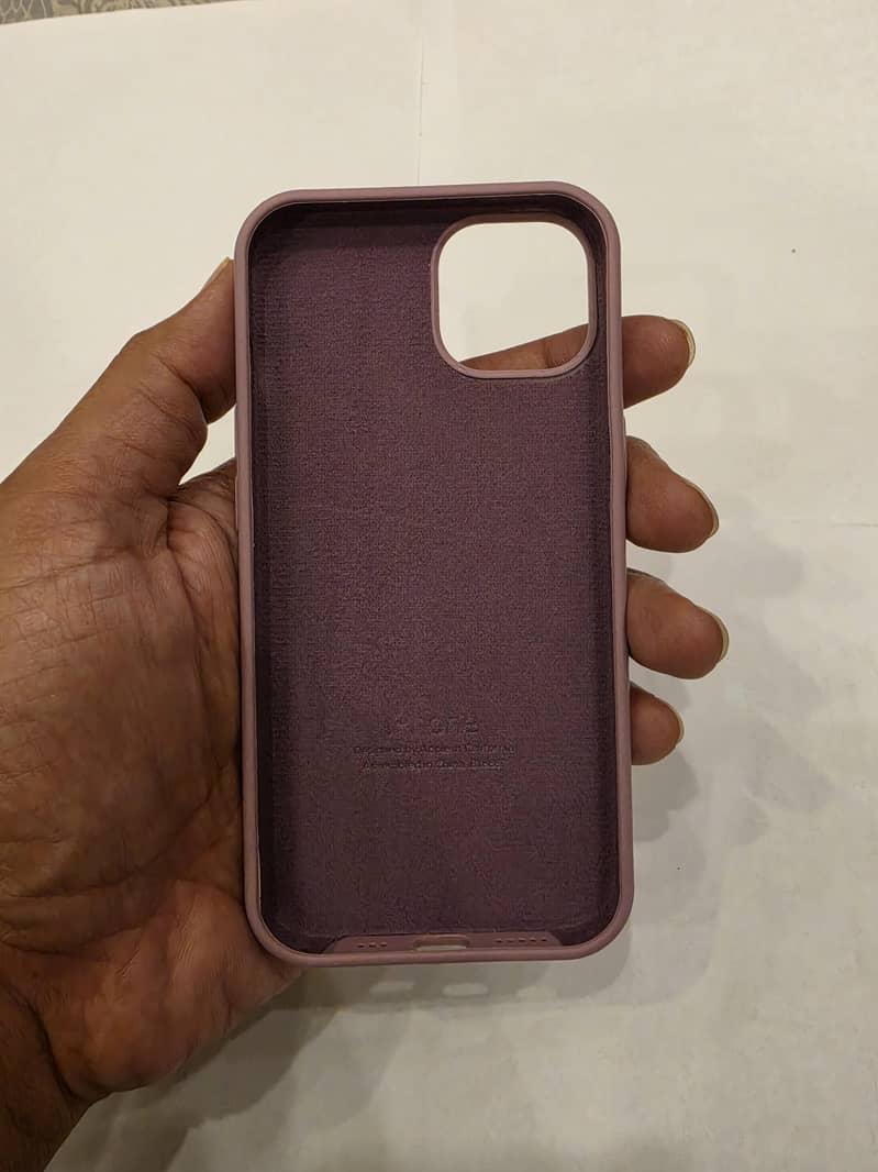 Apple iPhone 13 7