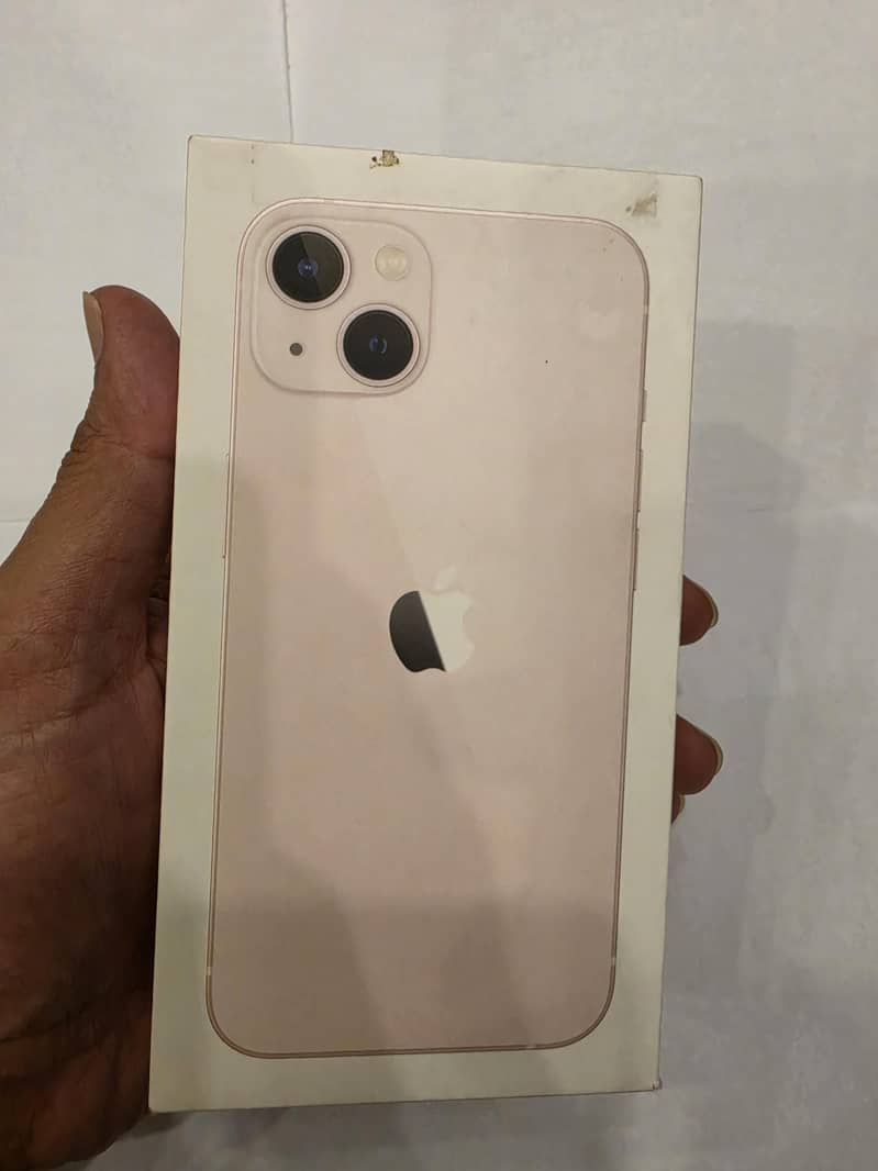 Apple iPhone 13 9