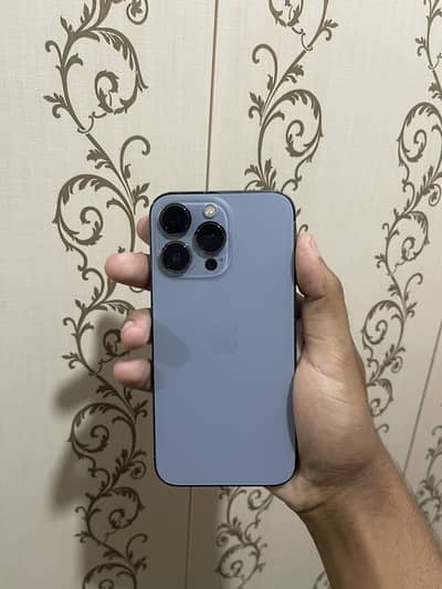 iPhone 13pro 256gb pta
