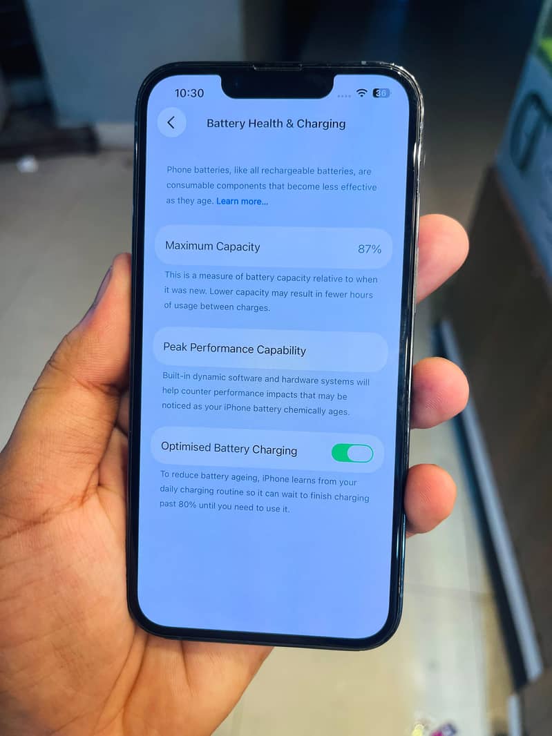 Apple iPhone 13 Pro 1